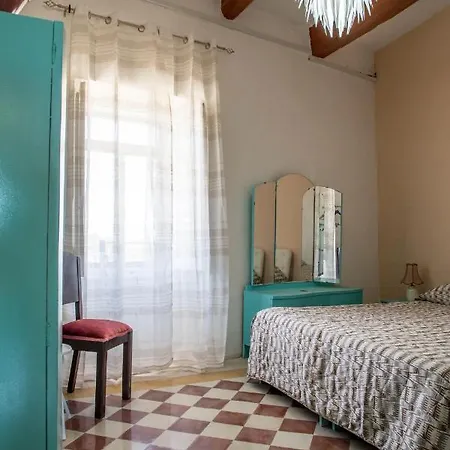 Tal-karmnu Entire House With Private Heated Pool And Jacuzzi Feriehus