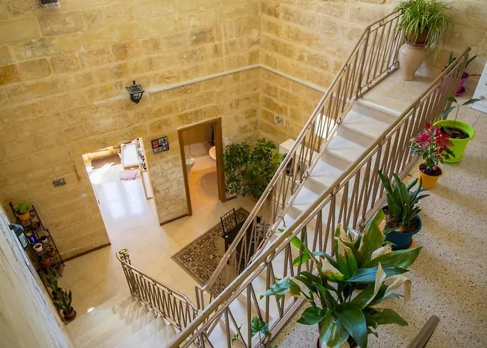 Tal-karmnu Entire House With Private Heated Pool And Jacuzzi * Kirkop