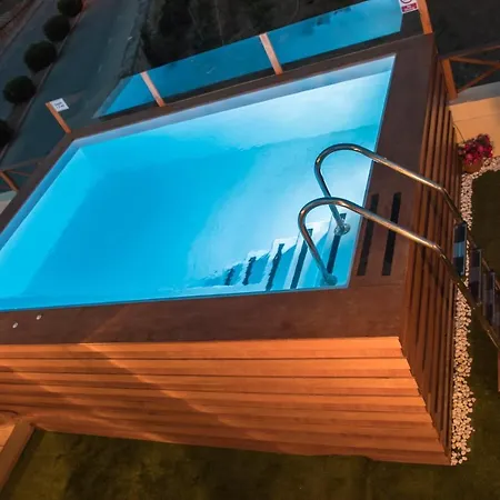 Tal-karmnu Entire House With Private Heated Pool And Jacuzzi