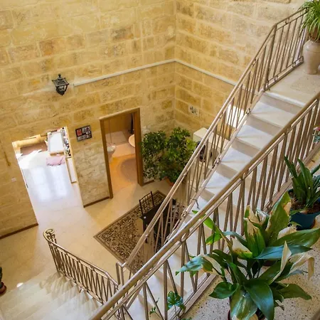 Tal-karmnu Entire House With Private Heated Pool And Jacuzzi * Kirkop