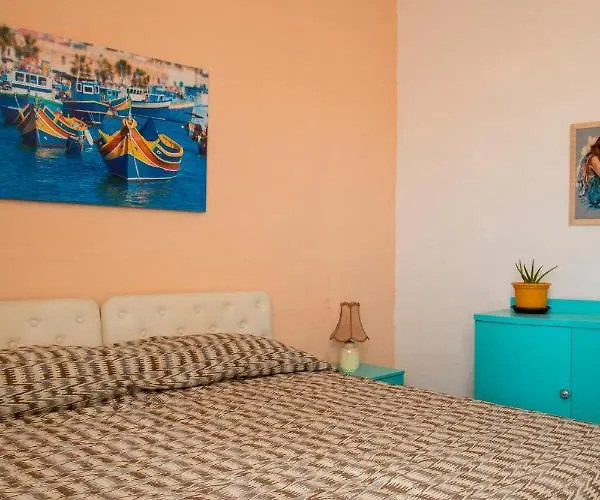 Holiday home Tal-karmnu Entire House With Private Heated Pool And Jacuzzi *